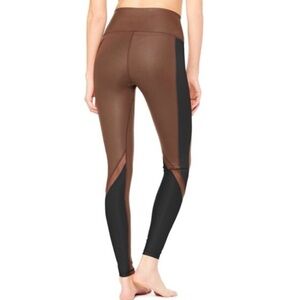 ALO Yoga Elevate High Rise 2 Tone legging Mink Brown /Black